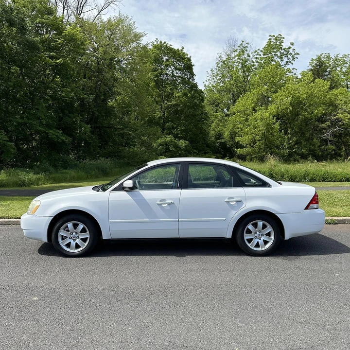 2005 Mercury Sable - Image 8 of 12