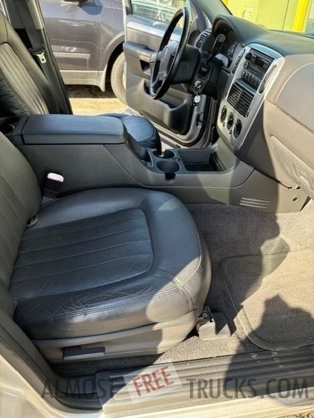 2005 Mercury - Image 11 of 12