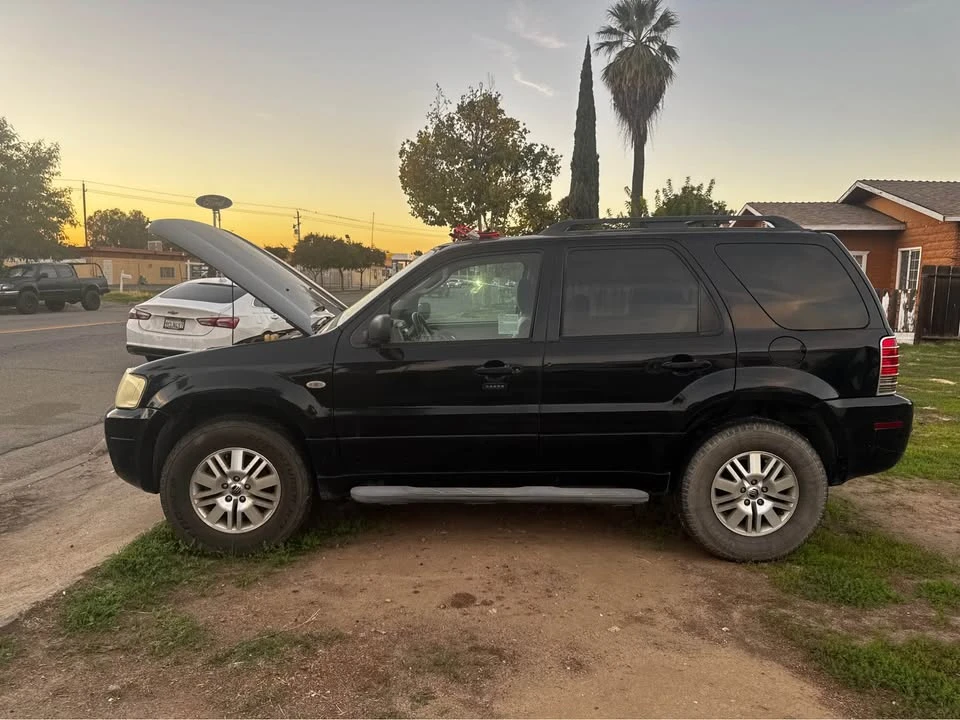 2005 Mercury Mariner - Image 2 of 6