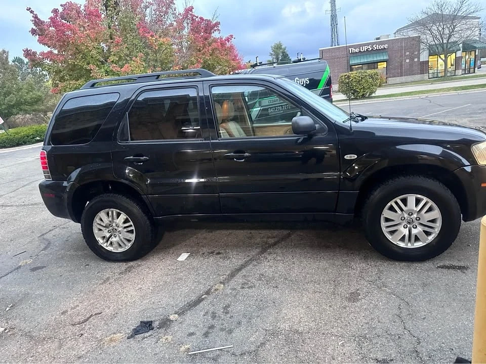 2005 Mercury Mariner - Image 2 of 7