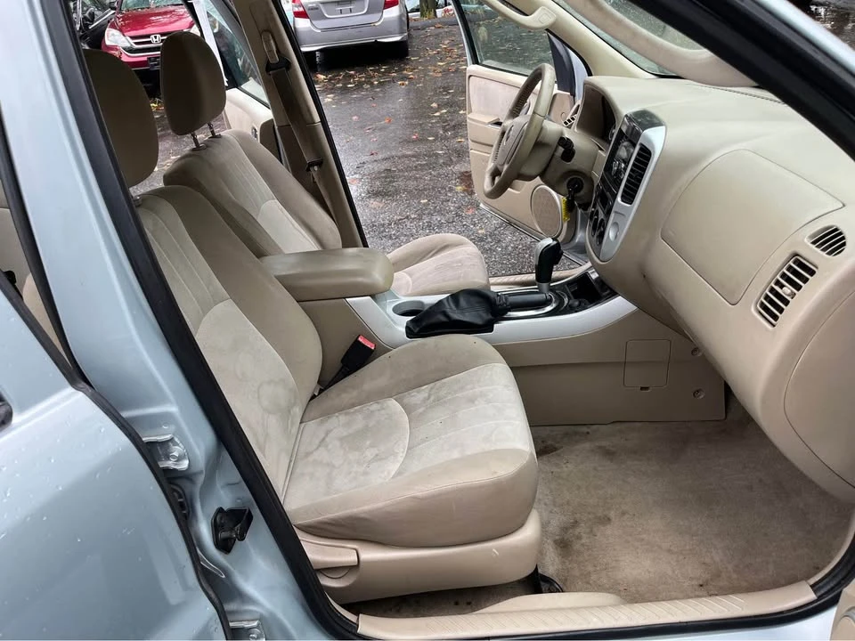 2005 Mercury Mariner - Image 12 of 19