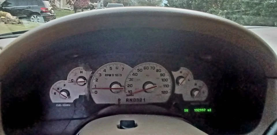 2005 Mercury - Image 6 of 13