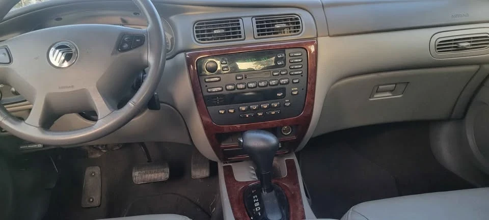 2005 Mercury Sable - Image 9 of 11