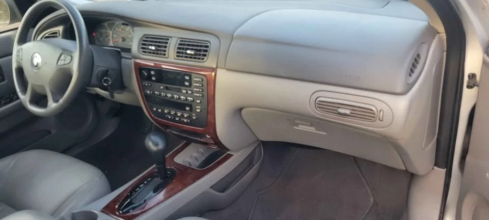 2005 Mercury Sable - Image 10 of 11