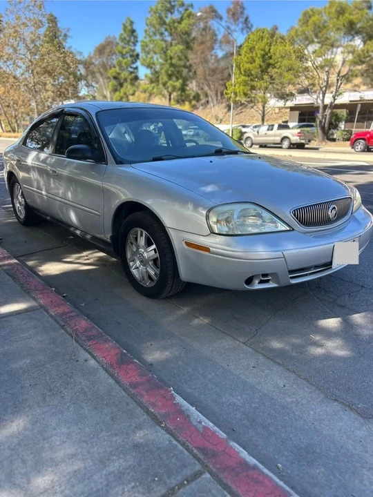 2005 Mercury Sable - Image 3 of 11