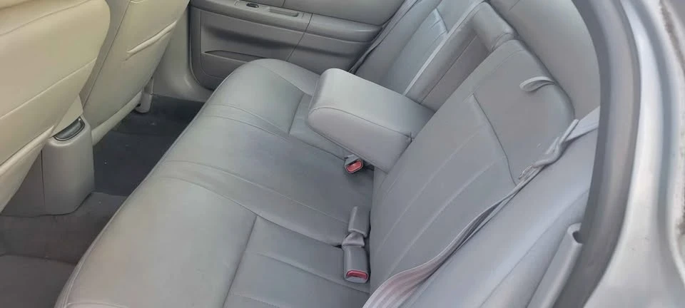 2005 Mercury Sable - Image 8 of 11