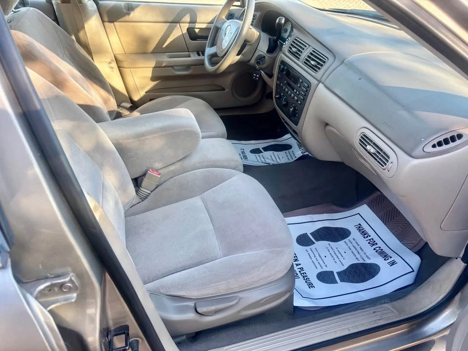2005 Mercury Sable - Image 7 of 9