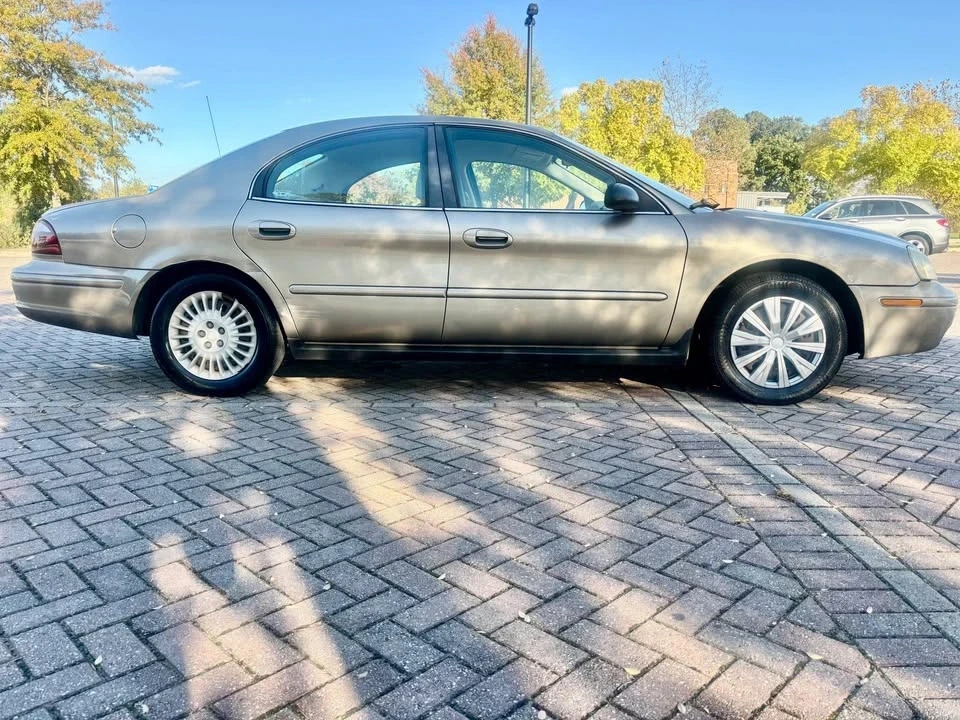 2005 Mercury Sable - Image 3 of 9