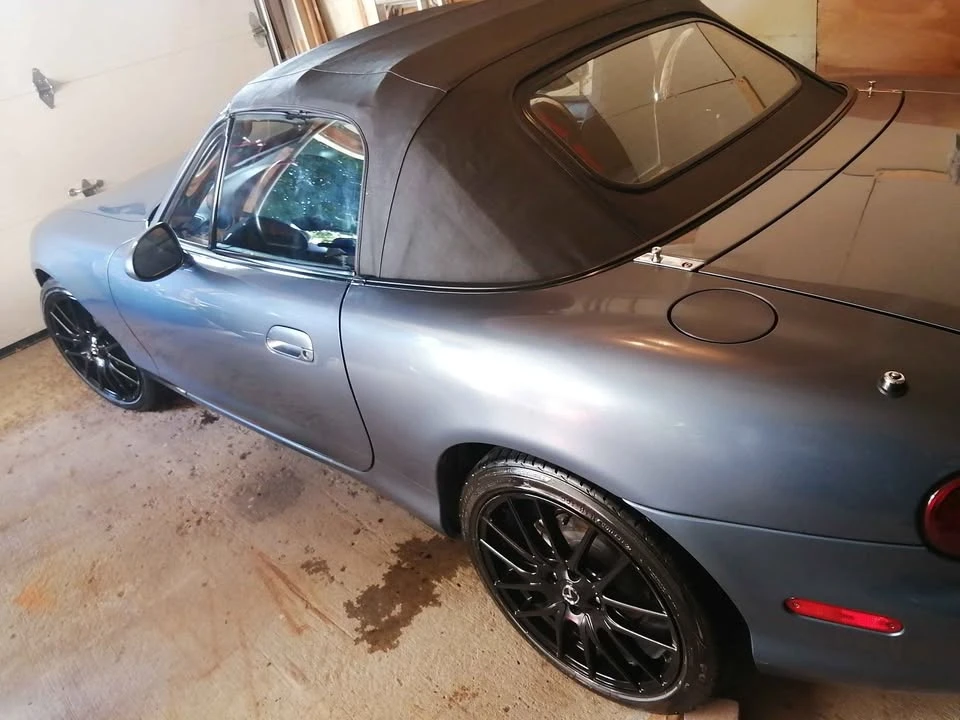 2005 Mazda NB MX-5 Miata - Image 2 of 6