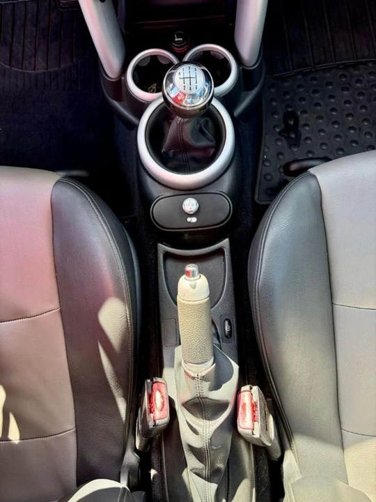 2005 Mini Mini Cooper S 1st Gen - Image 15 of 29