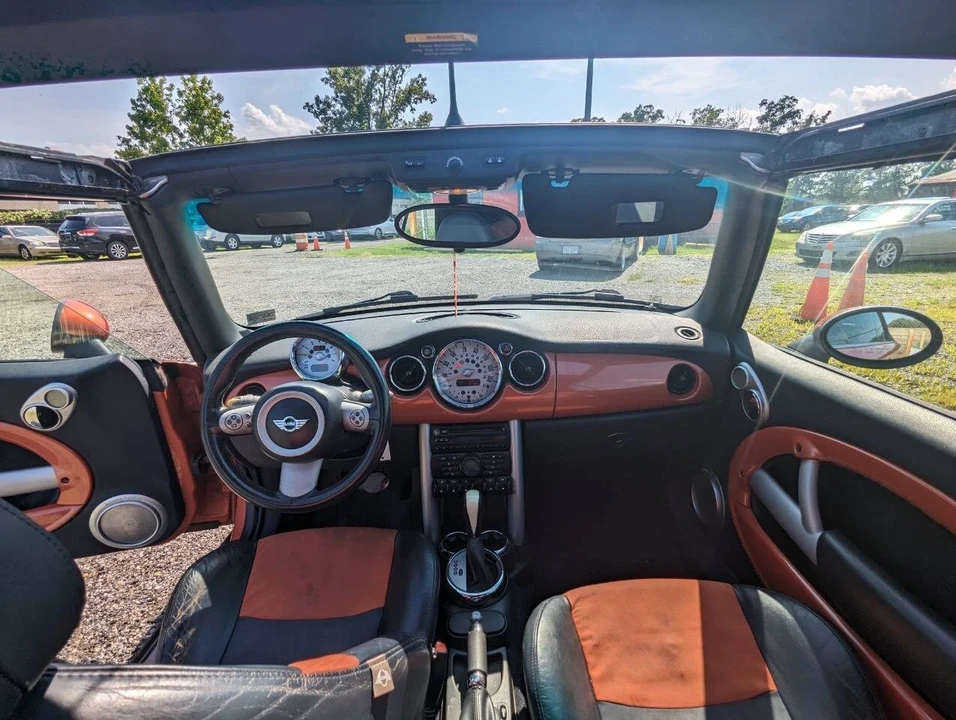 2005 Mini Mini 1st Gen - Image 18 of 21