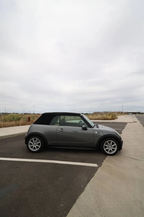2005 Mini Mini Cooper S 1st Gen - Image 21 of 23