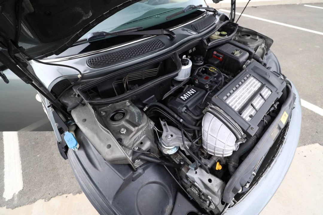2005 Mini Mini Cooper S 1st Gen - Image 10 of 23