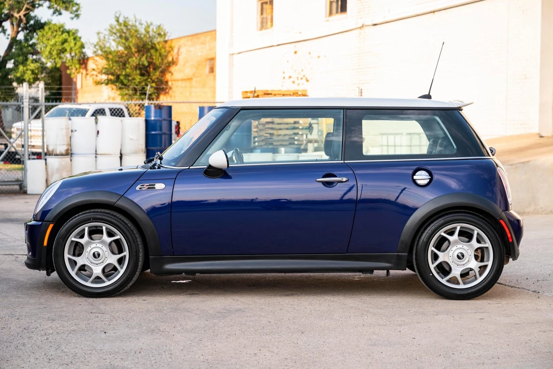 2005 Mini Mini Cooper S 1st Gen - Image 5 of 31