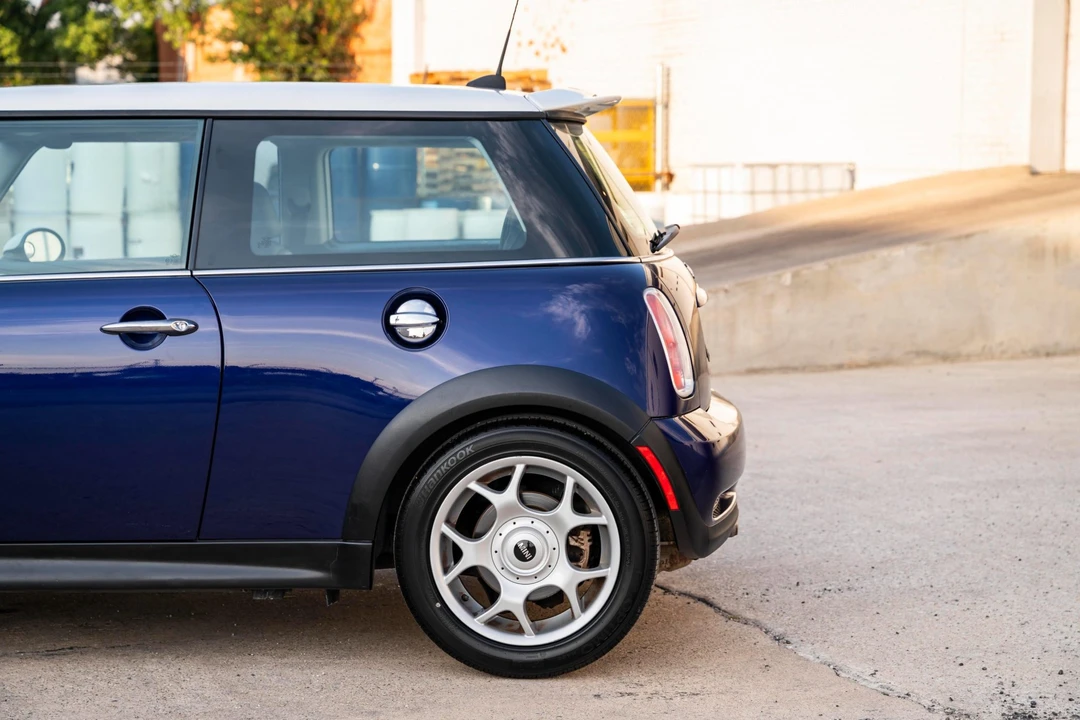 2005 Mini Mini Cooper S 1st Gen - Image 21 of 31