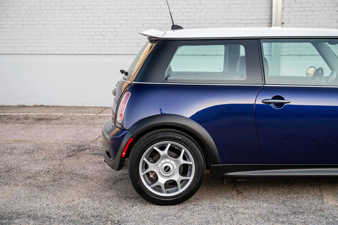 2005 Mini Mini Cooper S 1st Gen - Image 22 of 31