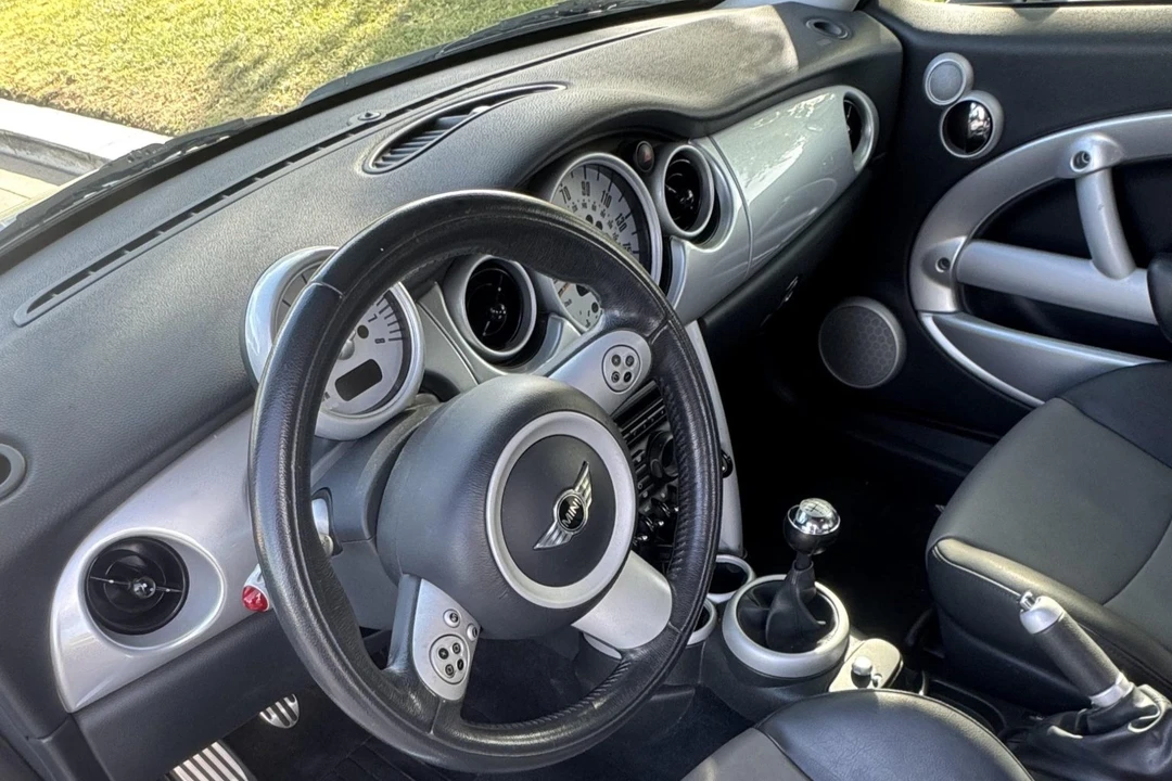 2005 Mini Mini Cooper S 1st Gen - Image 5 of 7