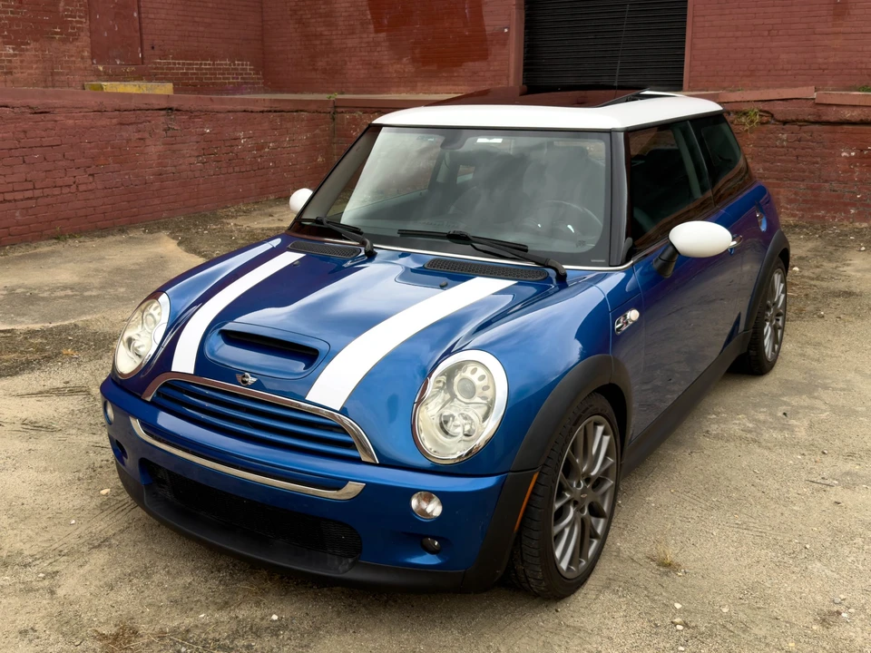 2005 Mini Mini Cooper S 1st Gen - Image 3 of 31