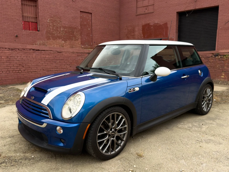2005 Mini Mini Cooper S 1st Gen - Image 11 of 31