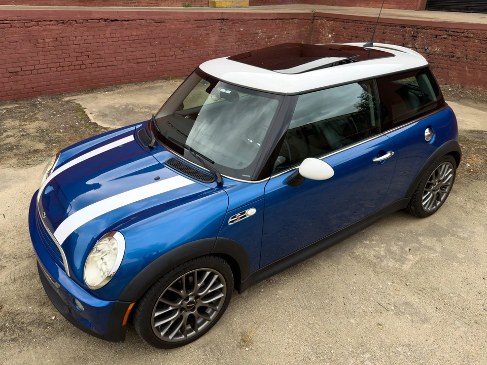 2005 Mini Mini Cooper S 1st Gen - Image 15 of 31