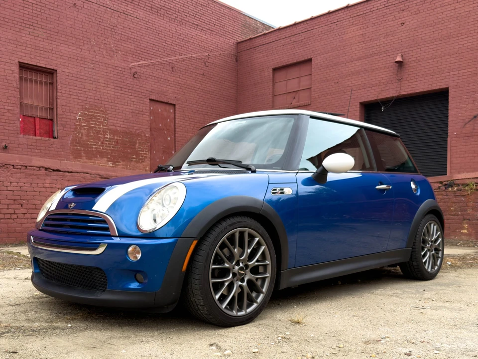 2005 Mini Mini Cooper S 1st Gen - Image 9 of 31
