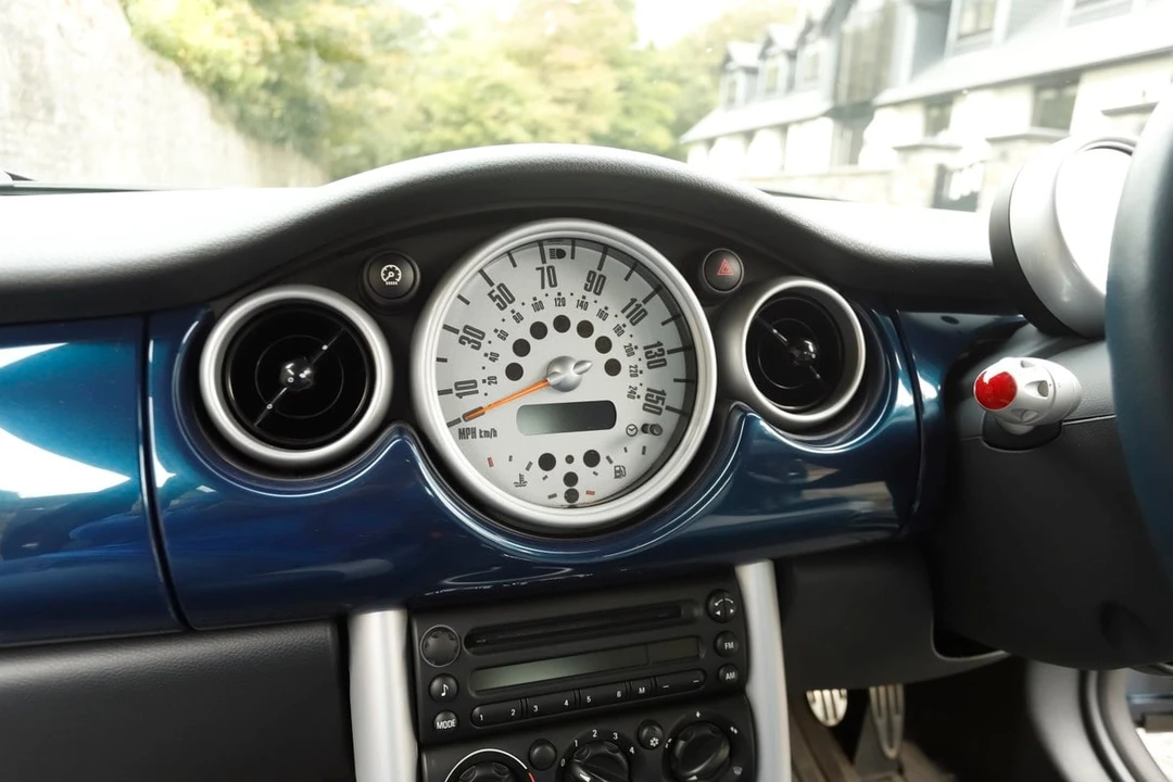 2005 Mini Mini Cooper S 1st Gen - Image 20 of 30