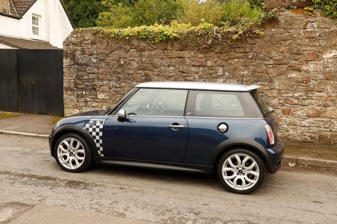 2005 Mini Mini Cooper S 1st Gen - Image 29 of 30
