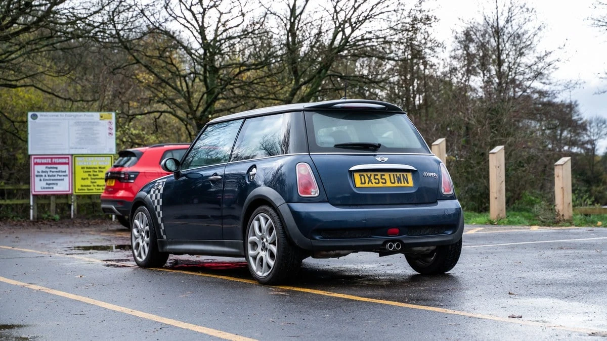 2005 Mini Mini Cooper S 1st Gen - Image 8 of 30