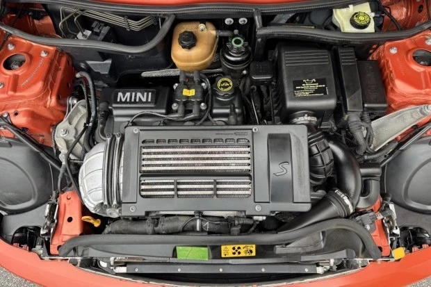 2005 Mini Mini Cooper S 1st Gen - Image 6 of 7