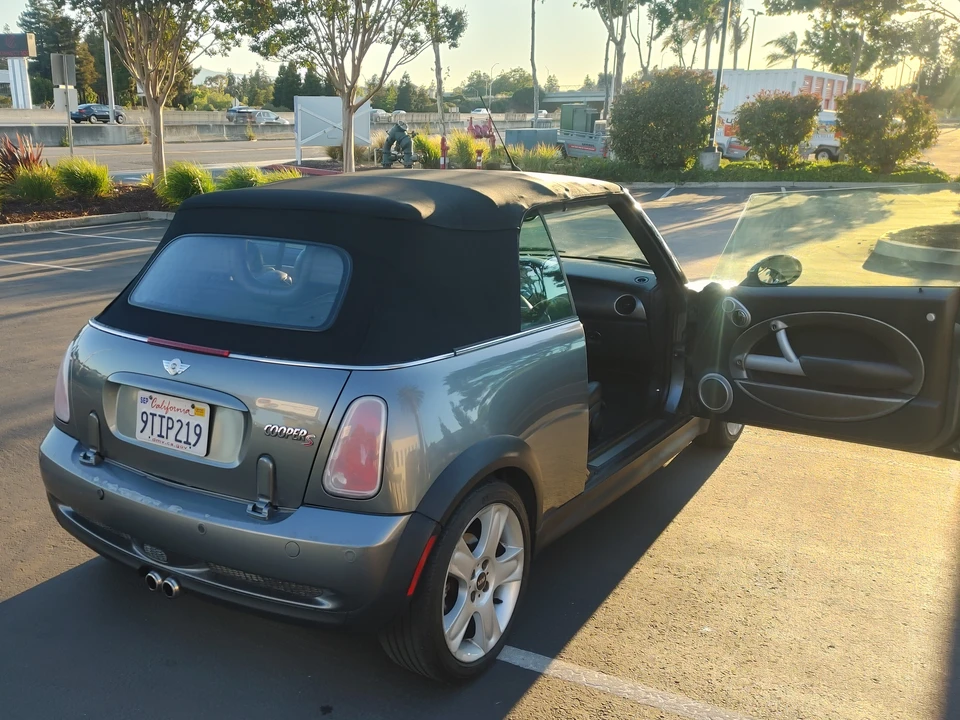 2005 Mini Mini Cooper S 1st Gen - Image 16 of 31