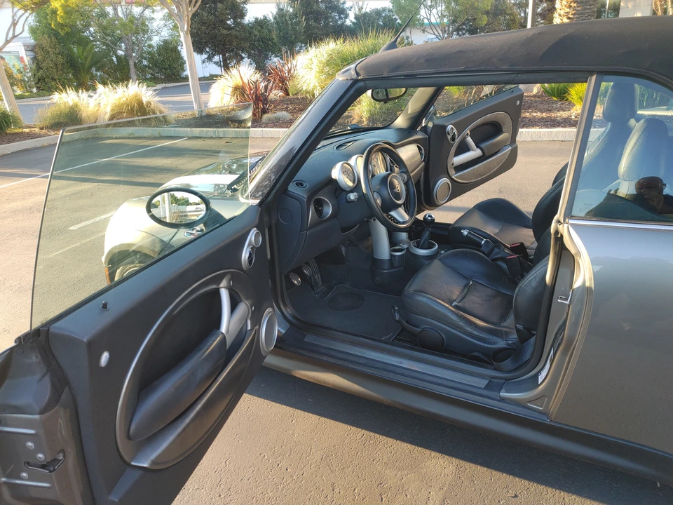 2005 Mini Mini Cooper S 1st Gen - Image 19 of 31