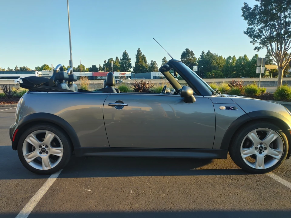 2005 Mini Mini Cooper S 1st Gen - Image 8 of 31
