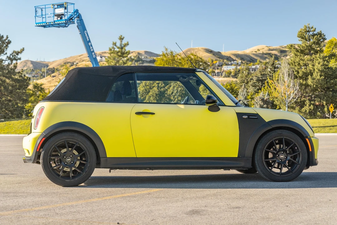 2005 Mini Mini Cooper S 1st Gen - Image 16 of 28