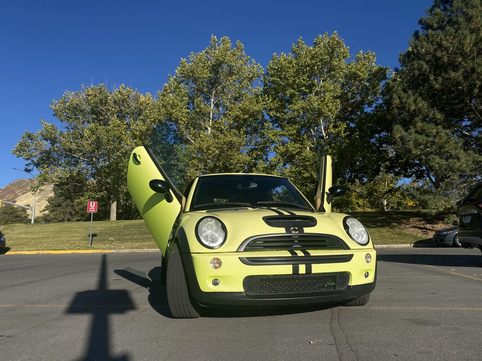 2005 Mini Mini Cooper S 1st Gen - Image 21 of 28