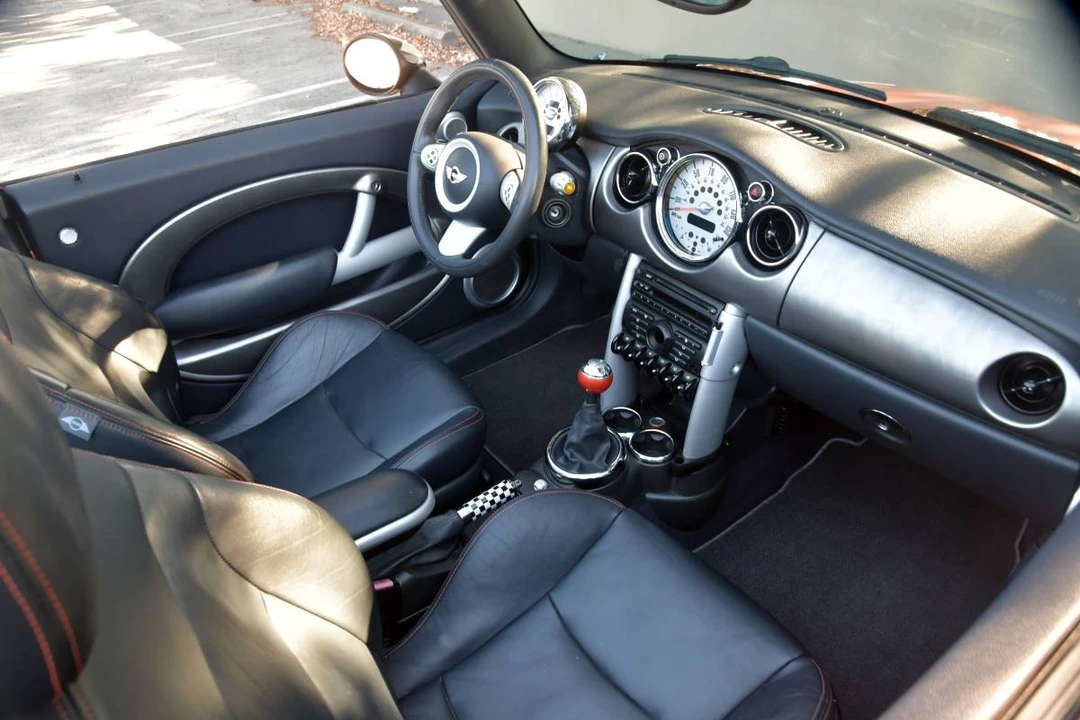 2005 Mini Mini Cooper S 1st Gen - Image 11 of 22