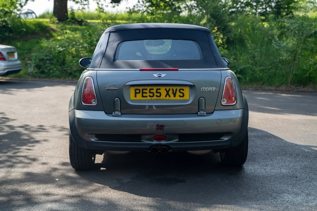 2005 Mini Mini Cooper S 1st Gen - Image 12 of 30