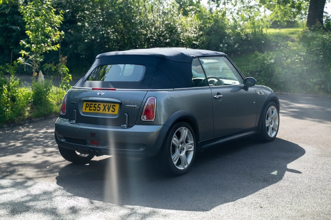 2005 Mini Mini Cooper S 1st Gen - Image 13 of 30