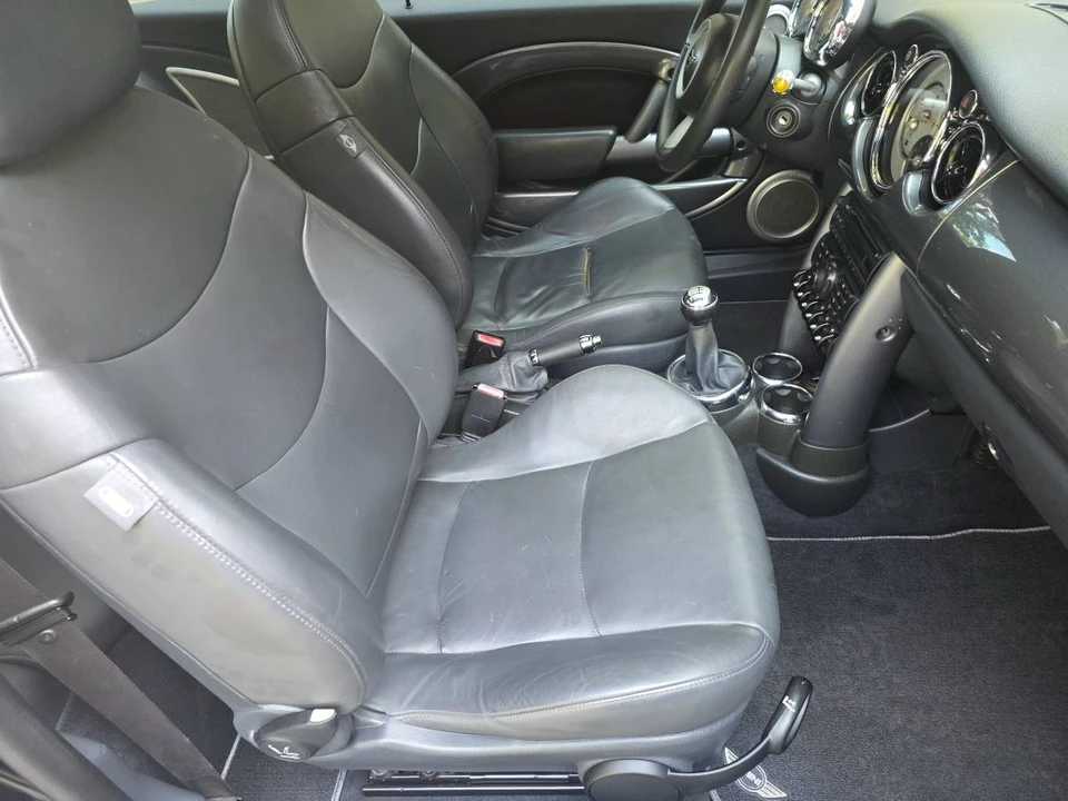 2005 Mini Mini Cooper S 1st Gen - Image 21 of 24