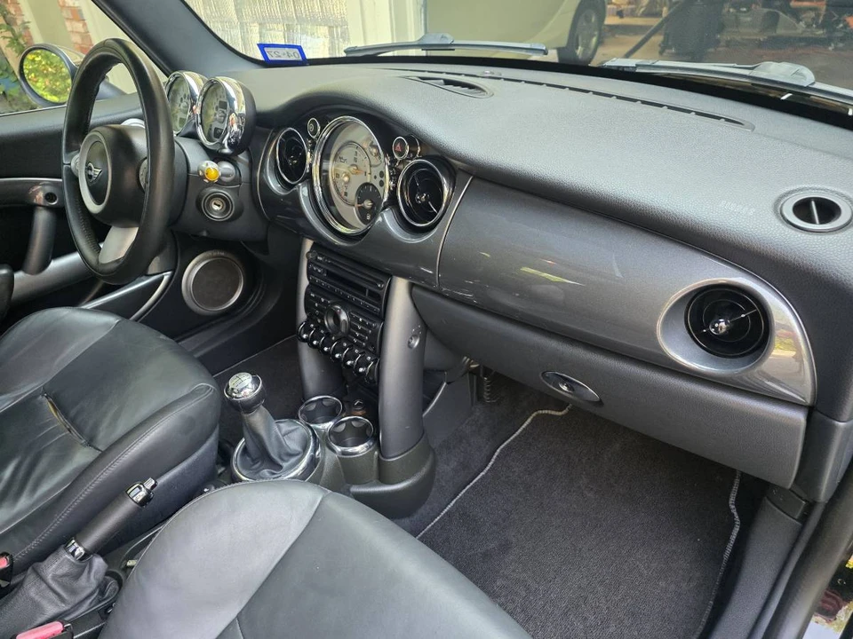 2005 Mini Mini Cooper S 1st Gen - Image 20 of 24