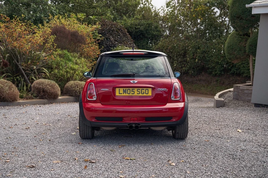 2005 Mini Mini Cooper S 1st Gen - Image 14 of 30
