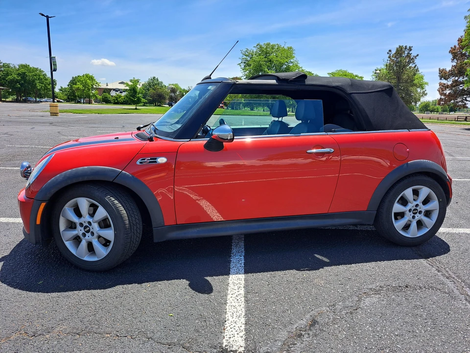 2005 Mini Mini Cooper S 1st Gen - Image 23 of 31