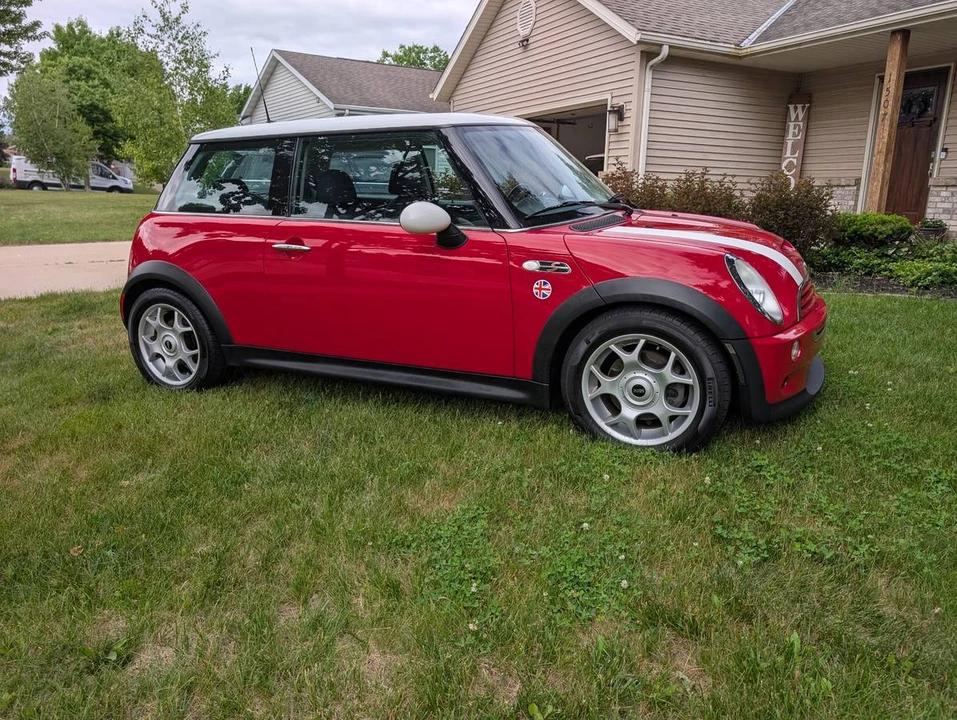 2005 Mini Mini Cooper S 1st Gen - Image 19 of 19