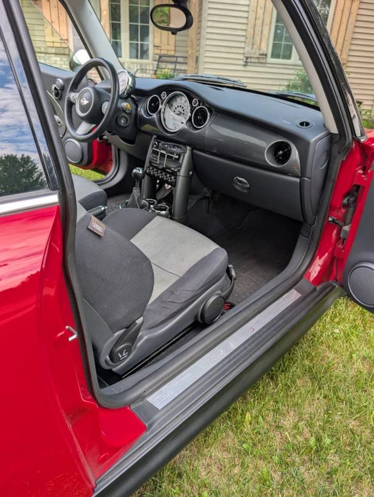 2005 Mini Mini Cooper S 1st Gen - Image 9 of 19