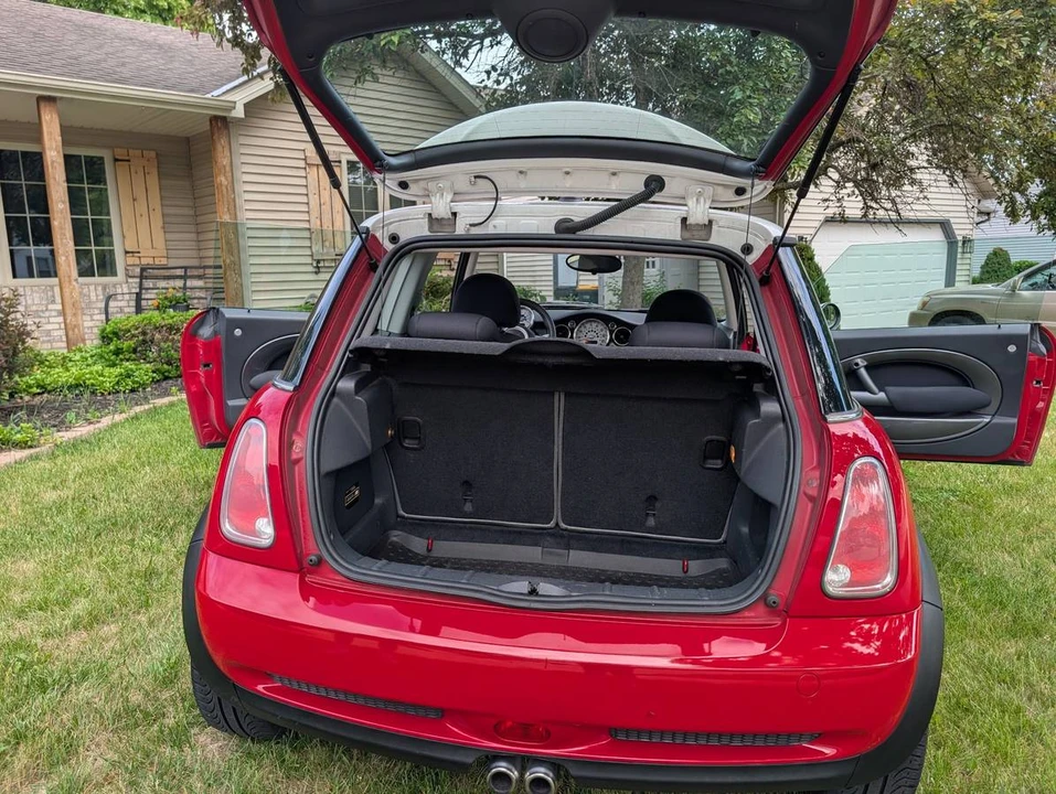 2005 Mini Mini Cooper S 1st Gen - Image 8 of 19