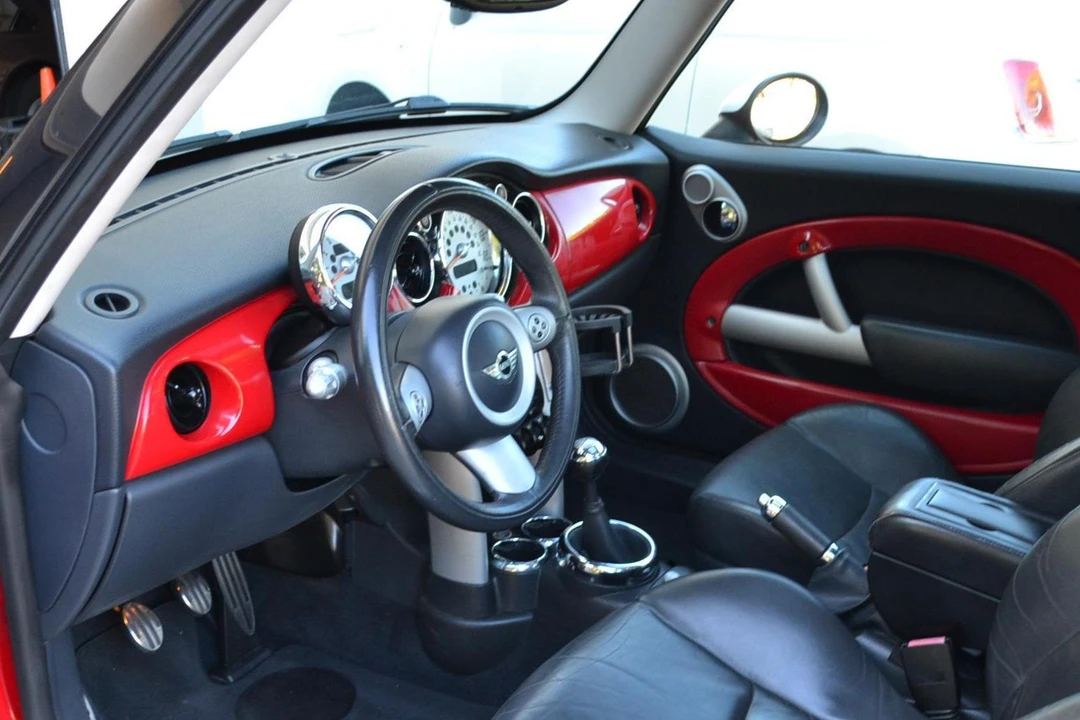2005 Mini Mini Cooper S 1st Gen - Image 6 of 8