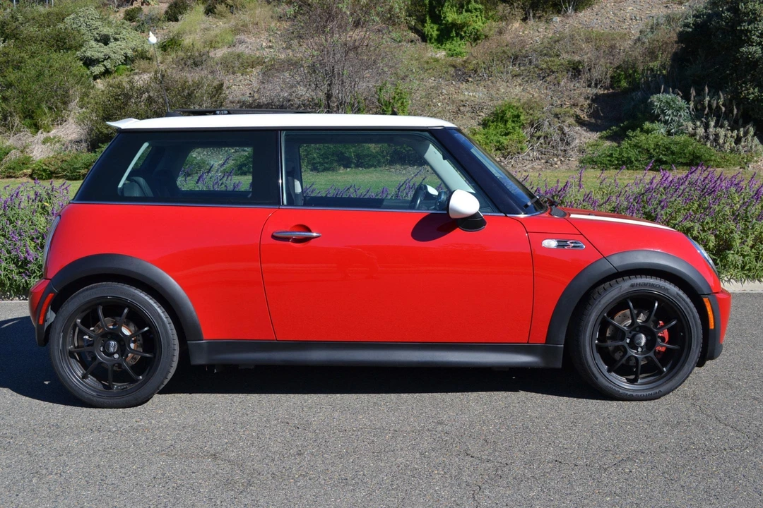 2005 Mini Mini Cooper S 1st Gen - Image 3 of 8