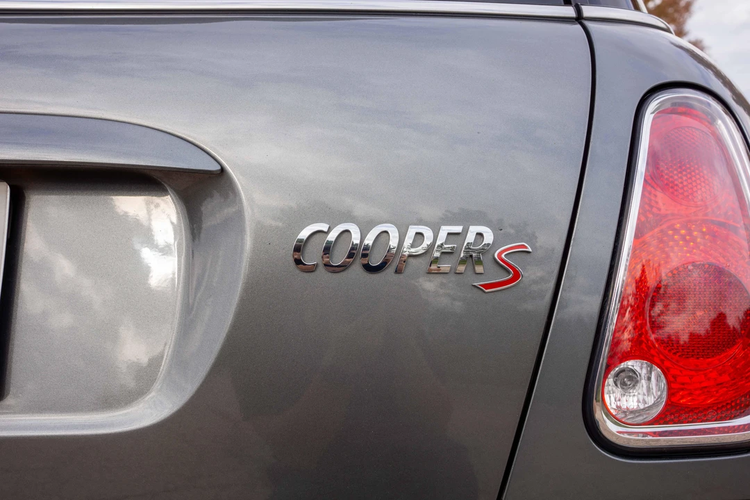 2005 Mini Mini Cooper S 1st Gen - Image 24 of 31