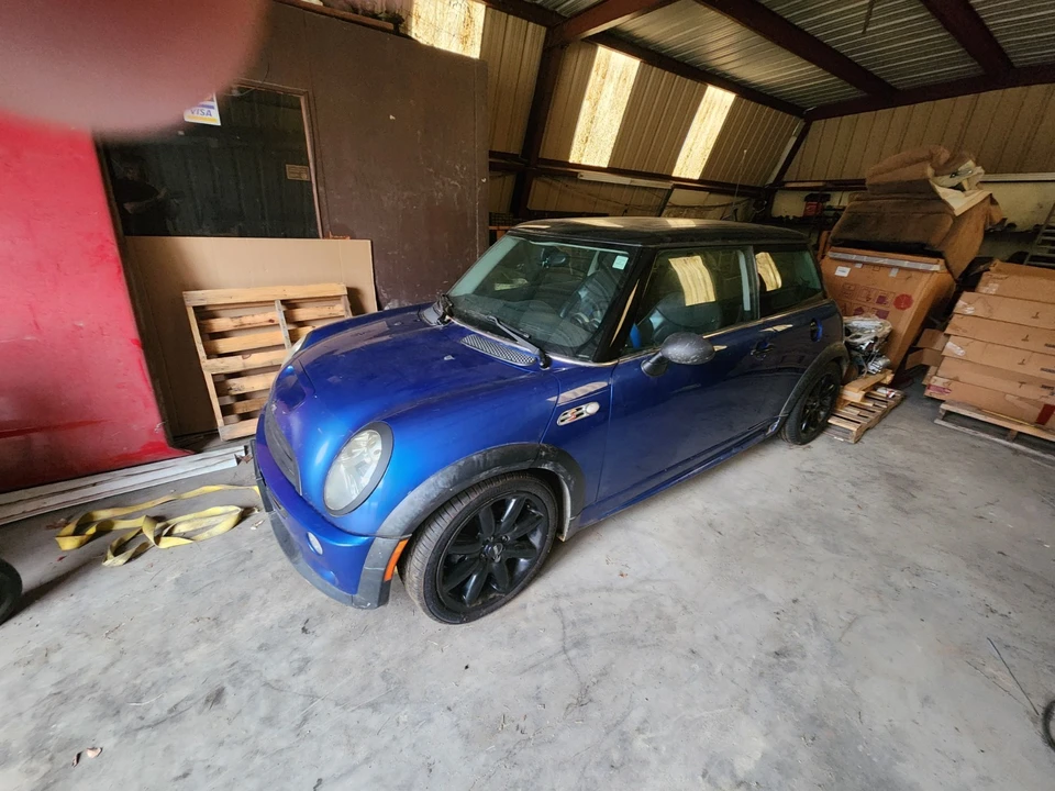 2005 Mini Mini Cooper S 1st Gen - Image 5 of 8