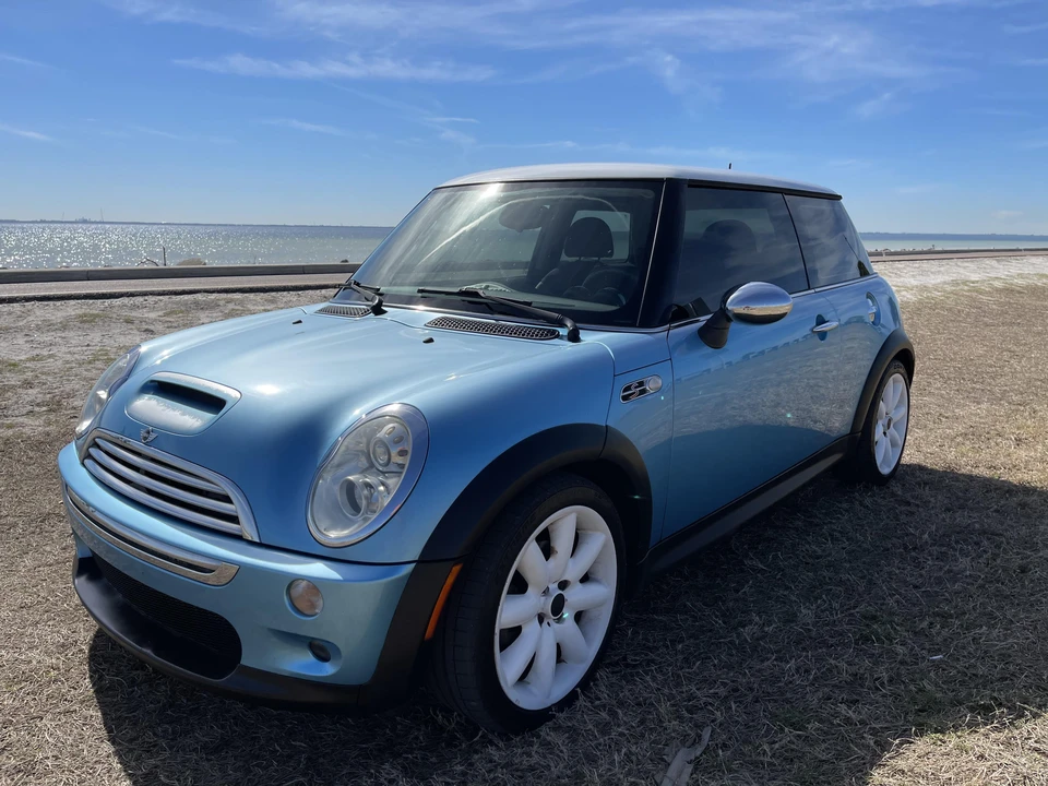2005 Mini Mini Cooper S 1st Gen - Image 21 of 31