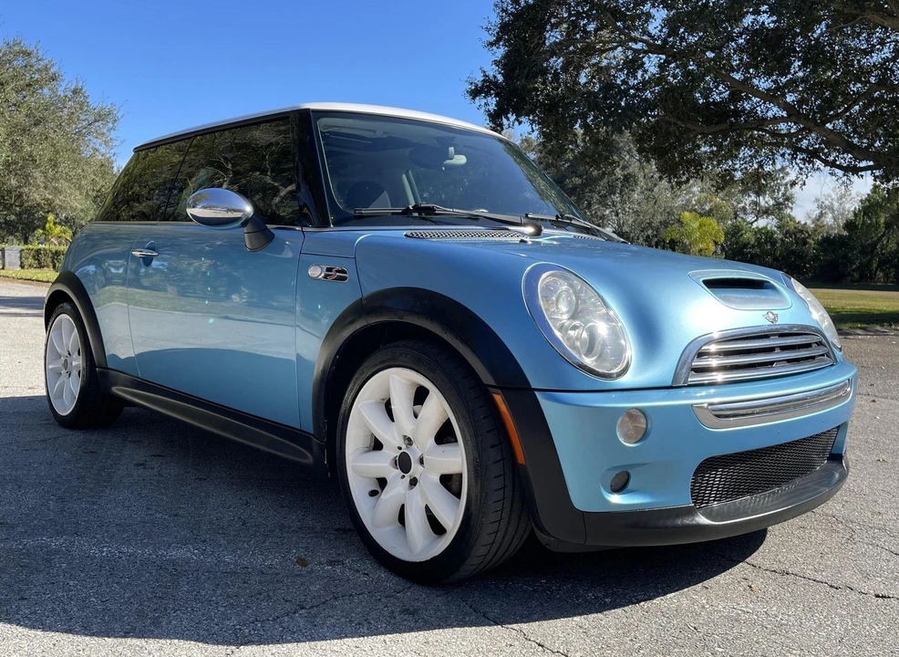 2005 Mini Mini Cooper S 1st Gen - Image 2 of 31